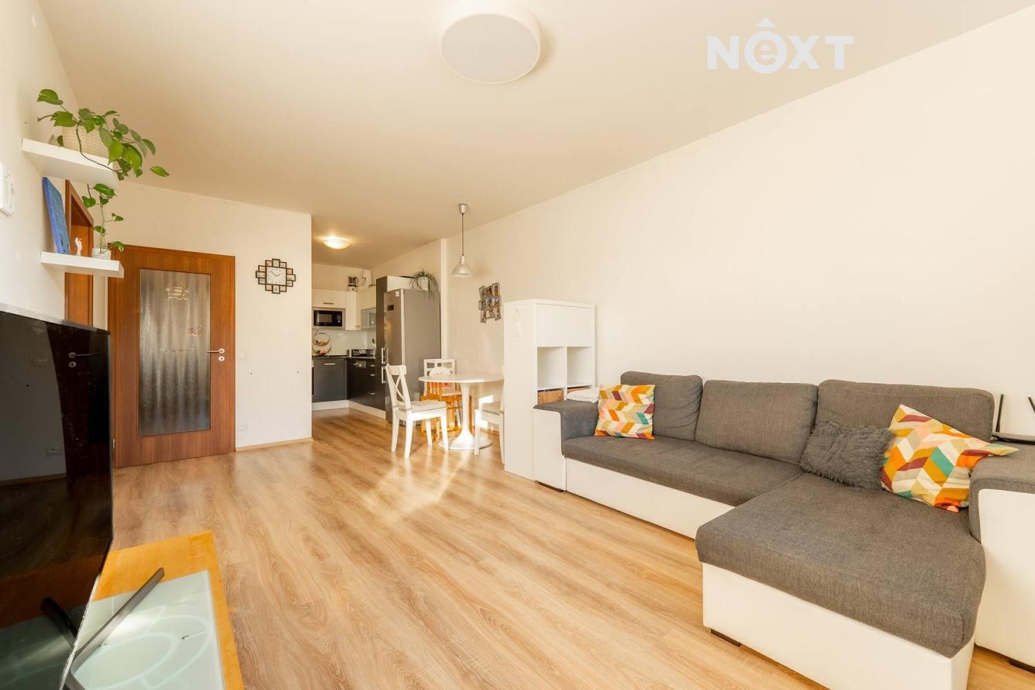 2+kk, Nárožní, Praha, 56 m²