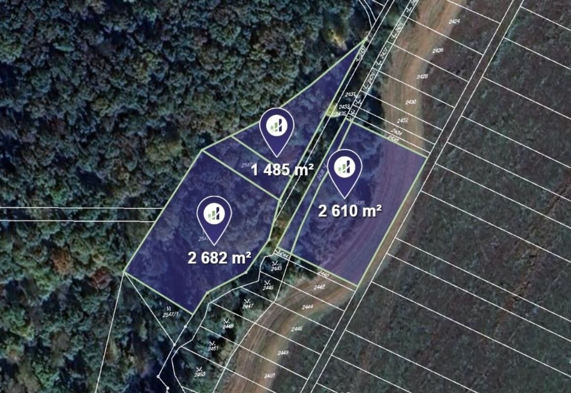 Prodej zemědělský pozemek - Komárov, 6 449 m²