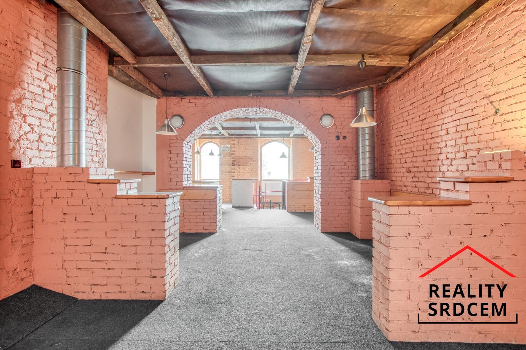 Pronájem kancelář - Pobialova, Ostrava, 212 m²