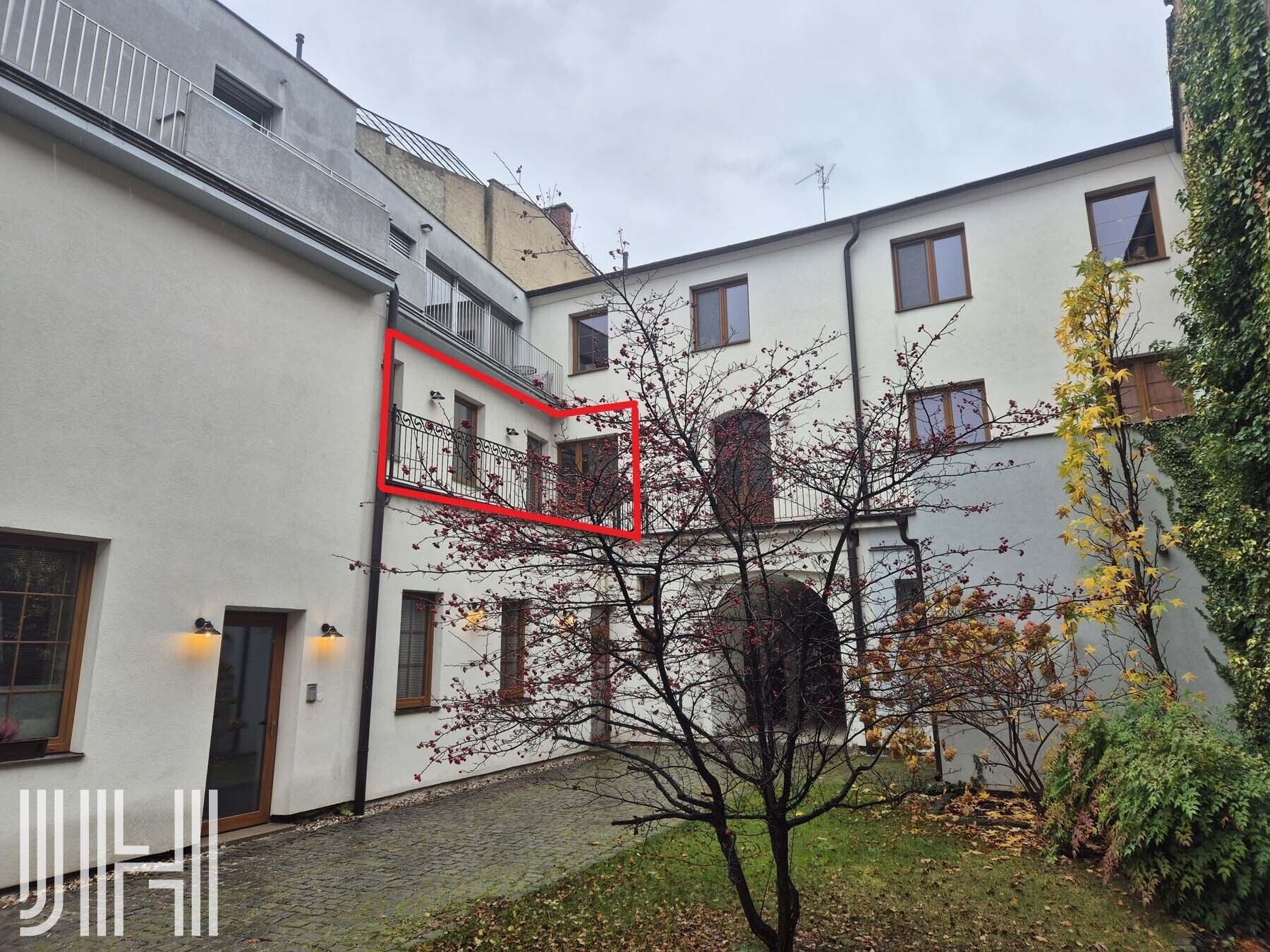 Kanceláře, Žižkovo nám., Prostějov, 70 m²