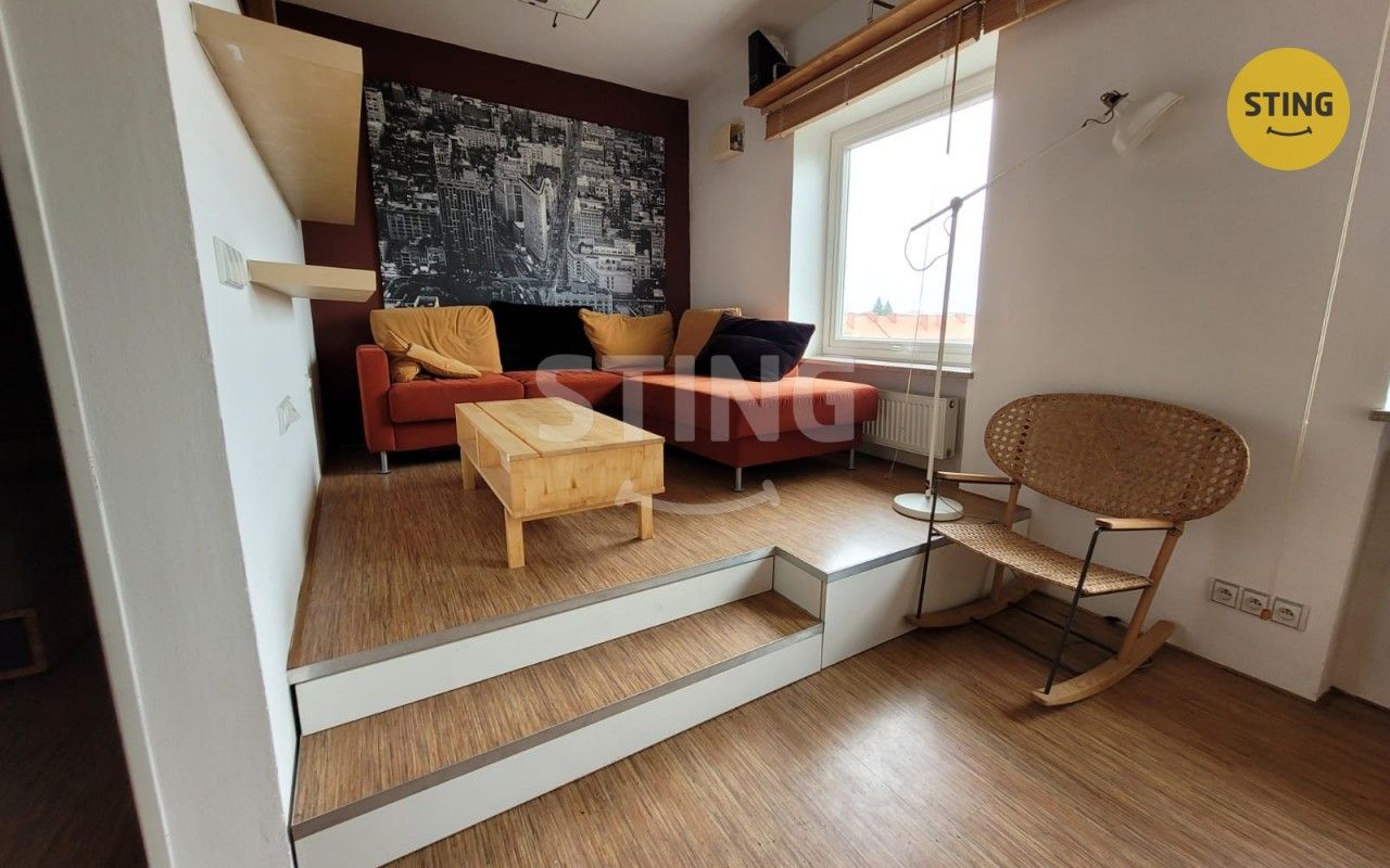 2+kk, U Oblouku, Ostrava, 39 m² - 1