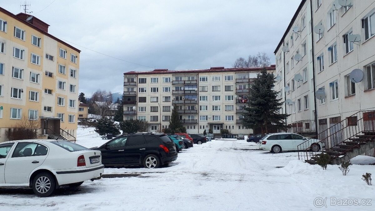 Byty, 987 65, Slovensko