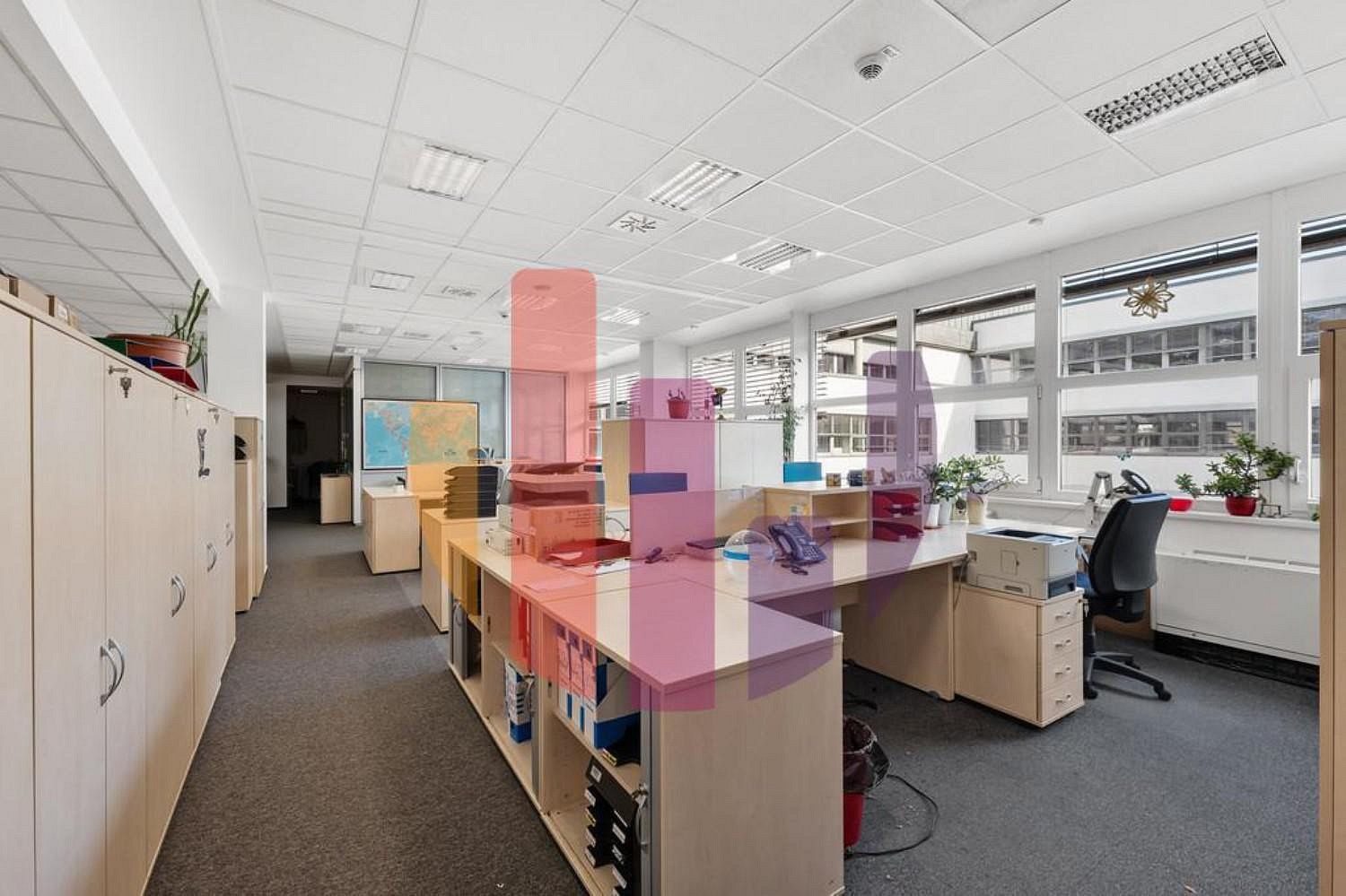Kancelář · 600 m² · Praha - Smíchov, okres Praha 5, Hlavní město Praha - 4