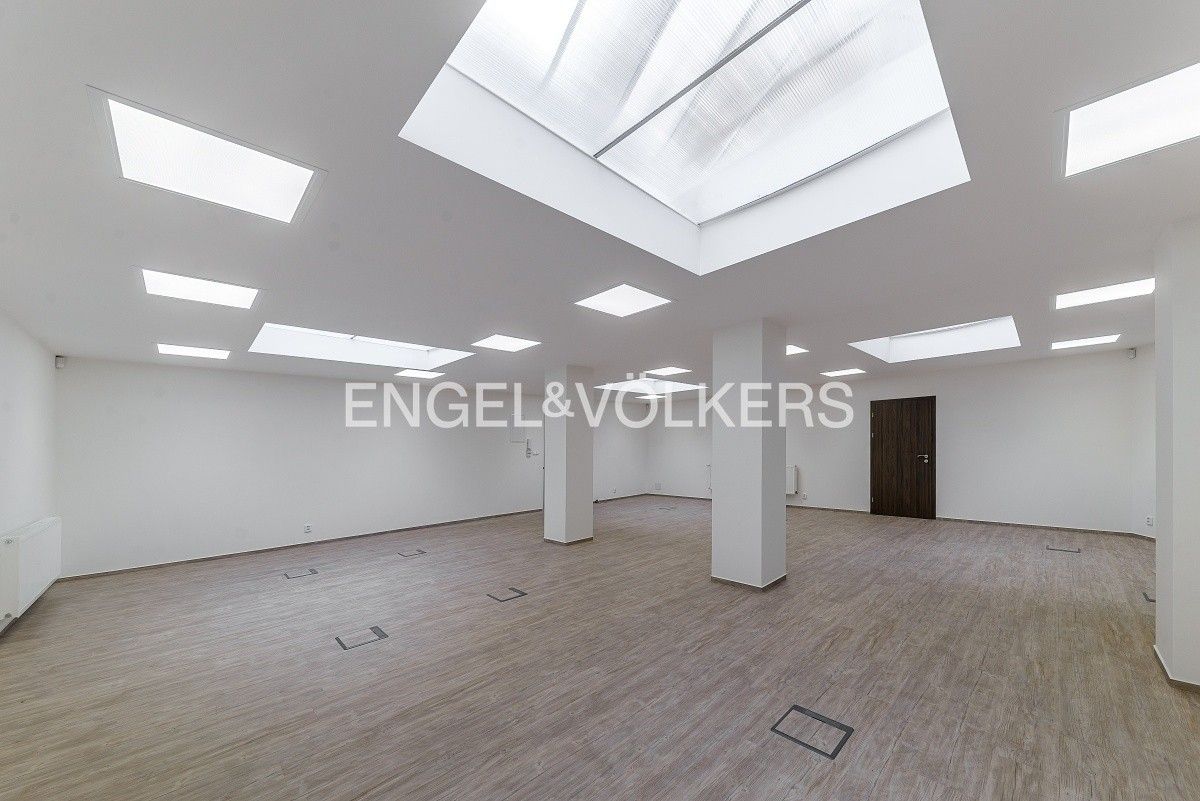 Kancelář · 333 m² · Štítného 361, Praha Žižkov - 4