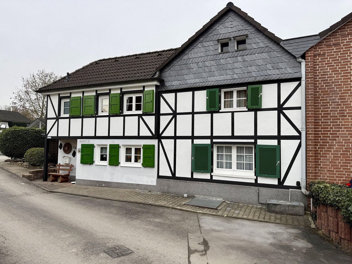 Prodej rodinný dům - Holzkamp 10 Solingen Nordrhein-Westfalen 42659, 57 m² - 5
