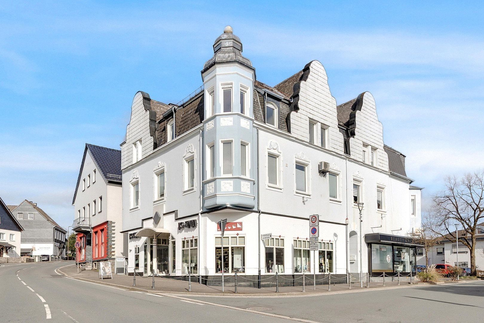 Rodinné domy, Frankfurter Straße 7, , Severní Porýní-Vestfálsko, 500 m² - 1