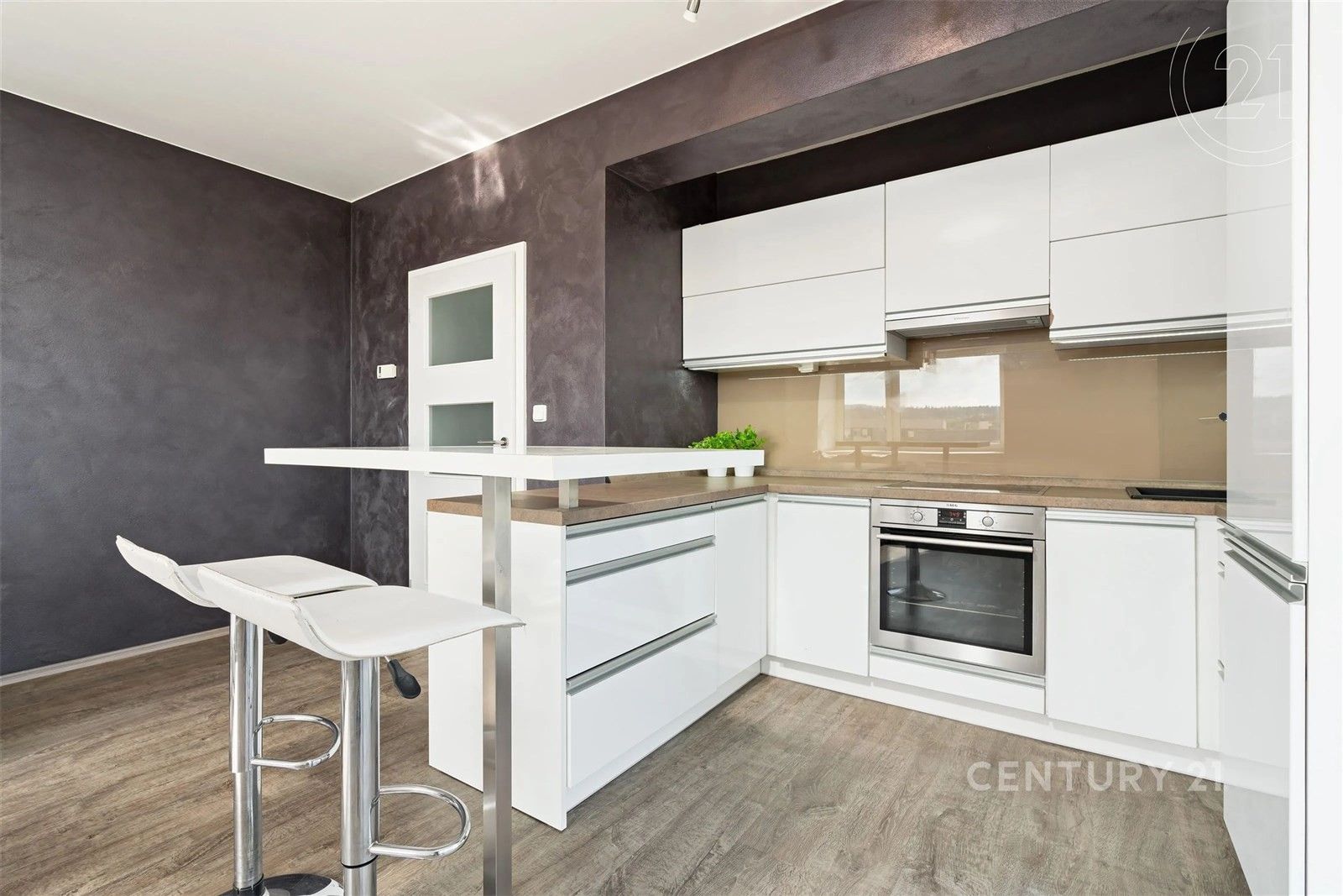 2+kk, Vstupní, Plzeň, 60 m²