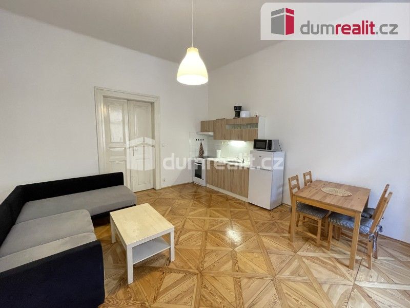 Byt 2+kk · 48 m² · Svornosti, Praha - 4