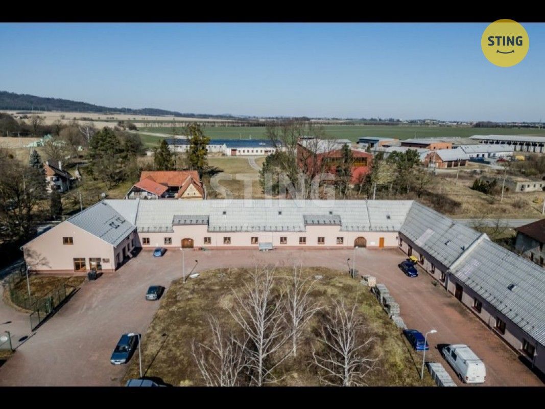 Sklady, Mankovice, 500 m²