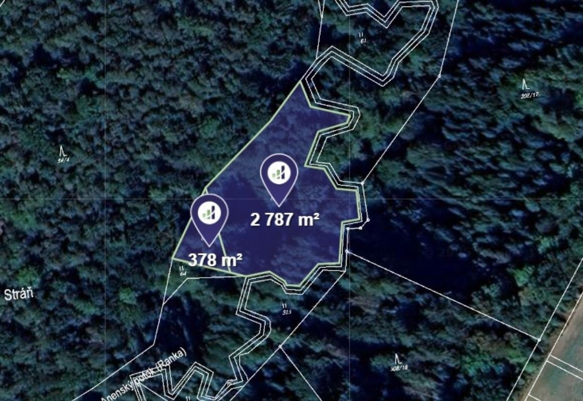 Louka, 3 165 m²