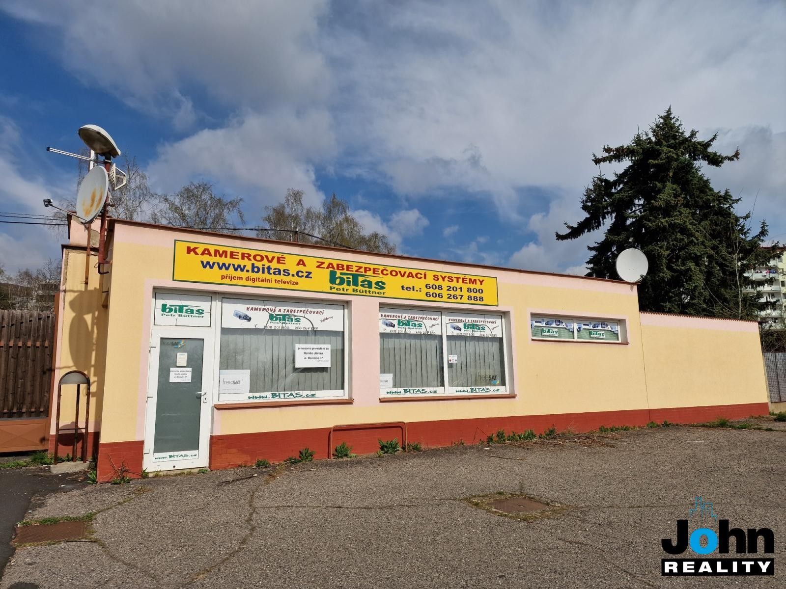 Obchodní prostory, Podkrušnohorská, Litvínov, 80 m² - 1