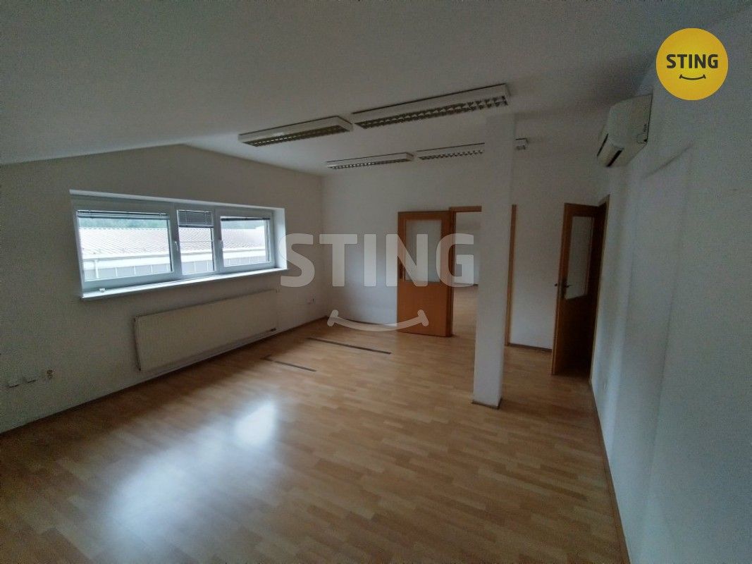 Kanceláře, Třinec, 739 61