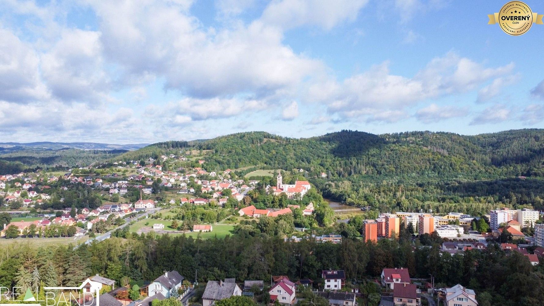 Rodinné domy, Sázava, okres Benešov, Středočeský kraj, 270 m² - 2