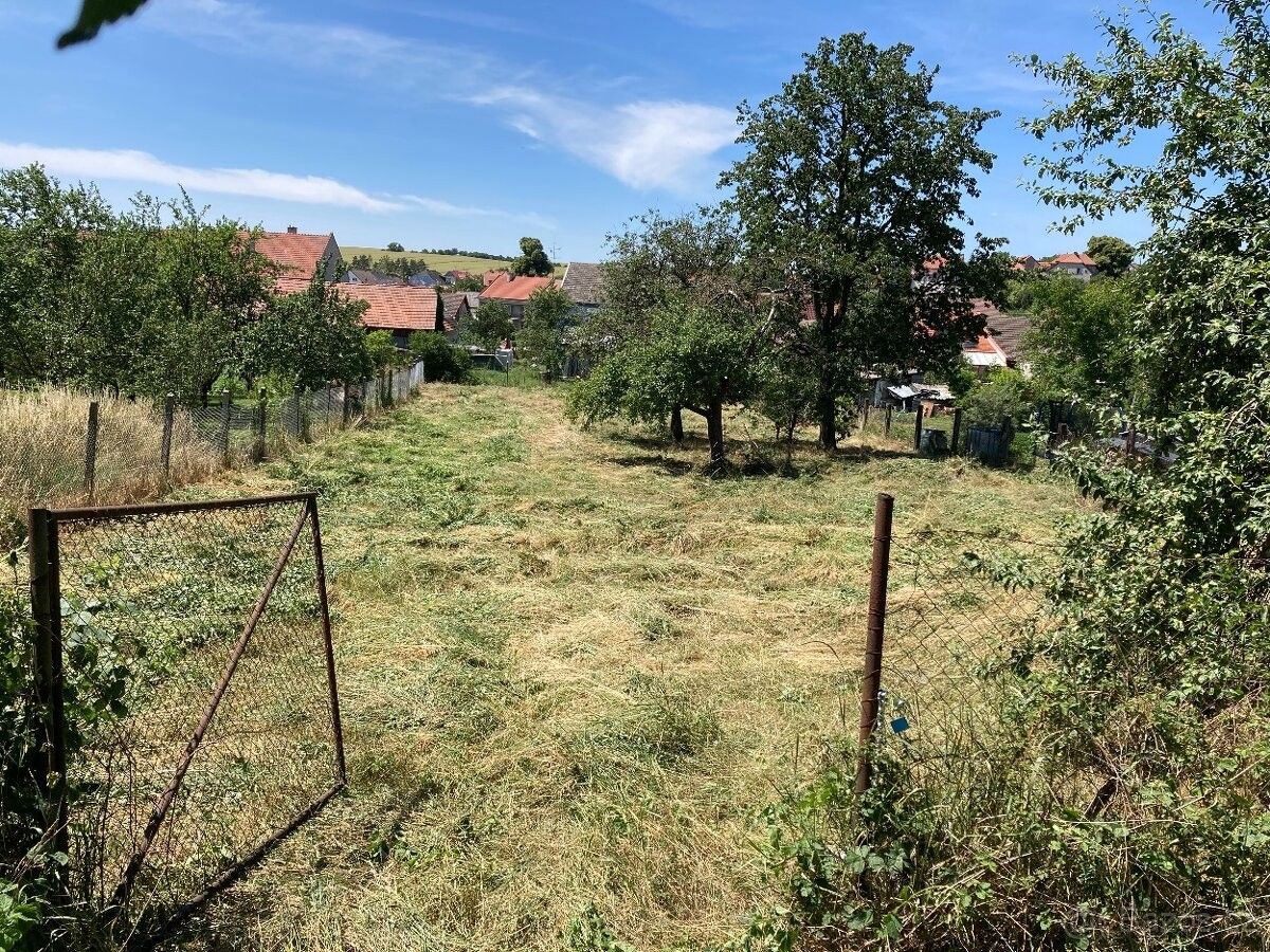 Pronájem zahrada - Jalubí, 687 05