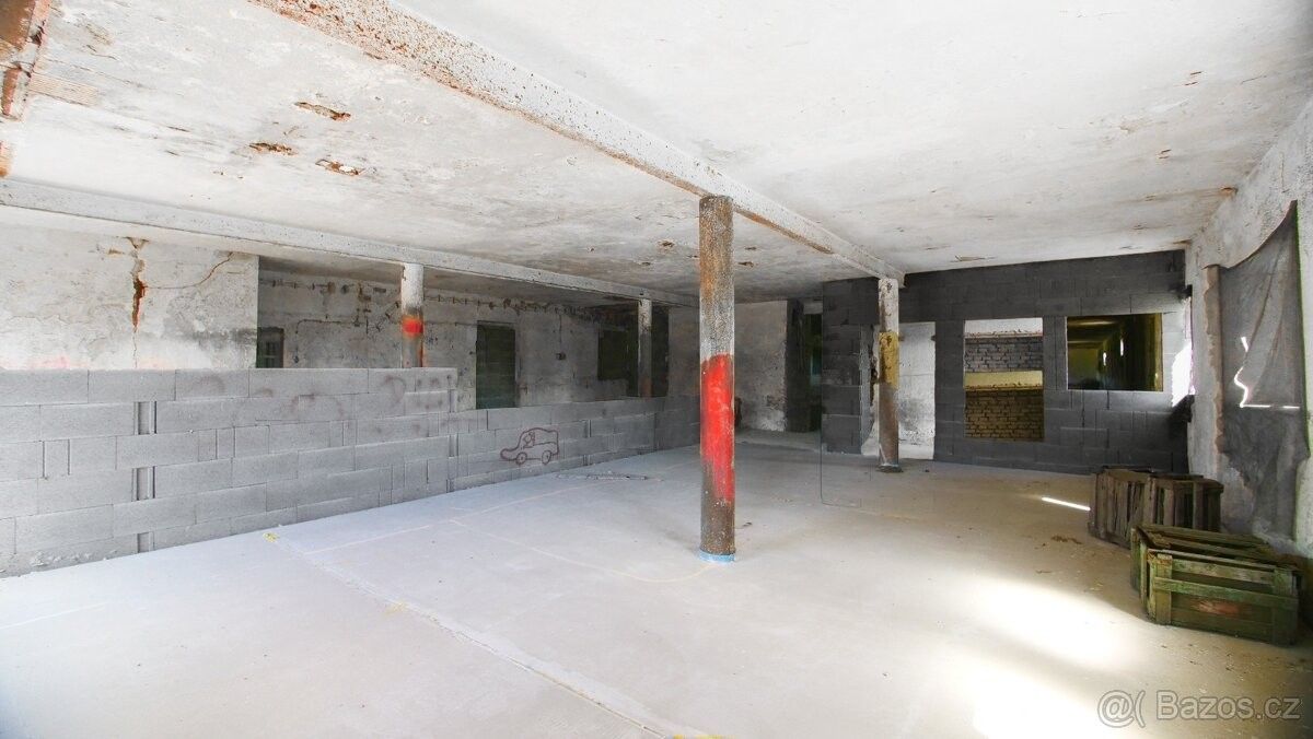 Prodej sklad - Zvěřínek, 289 13