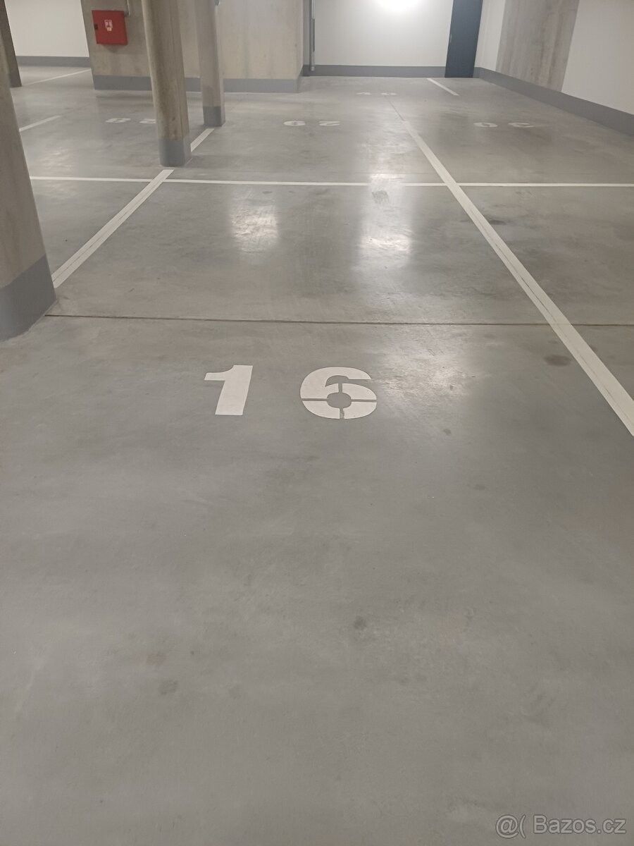 Pronájem garáž - Hostěnice, 664 04