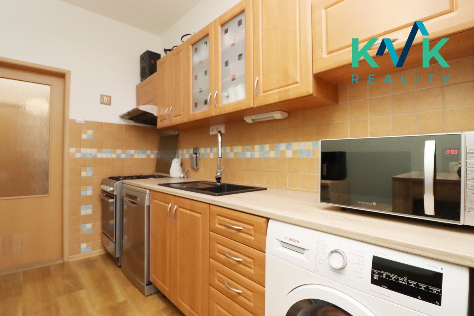 Byt 3+1 · 83 m² · I. P. Pavlova 450, Karlovy Vary - 3