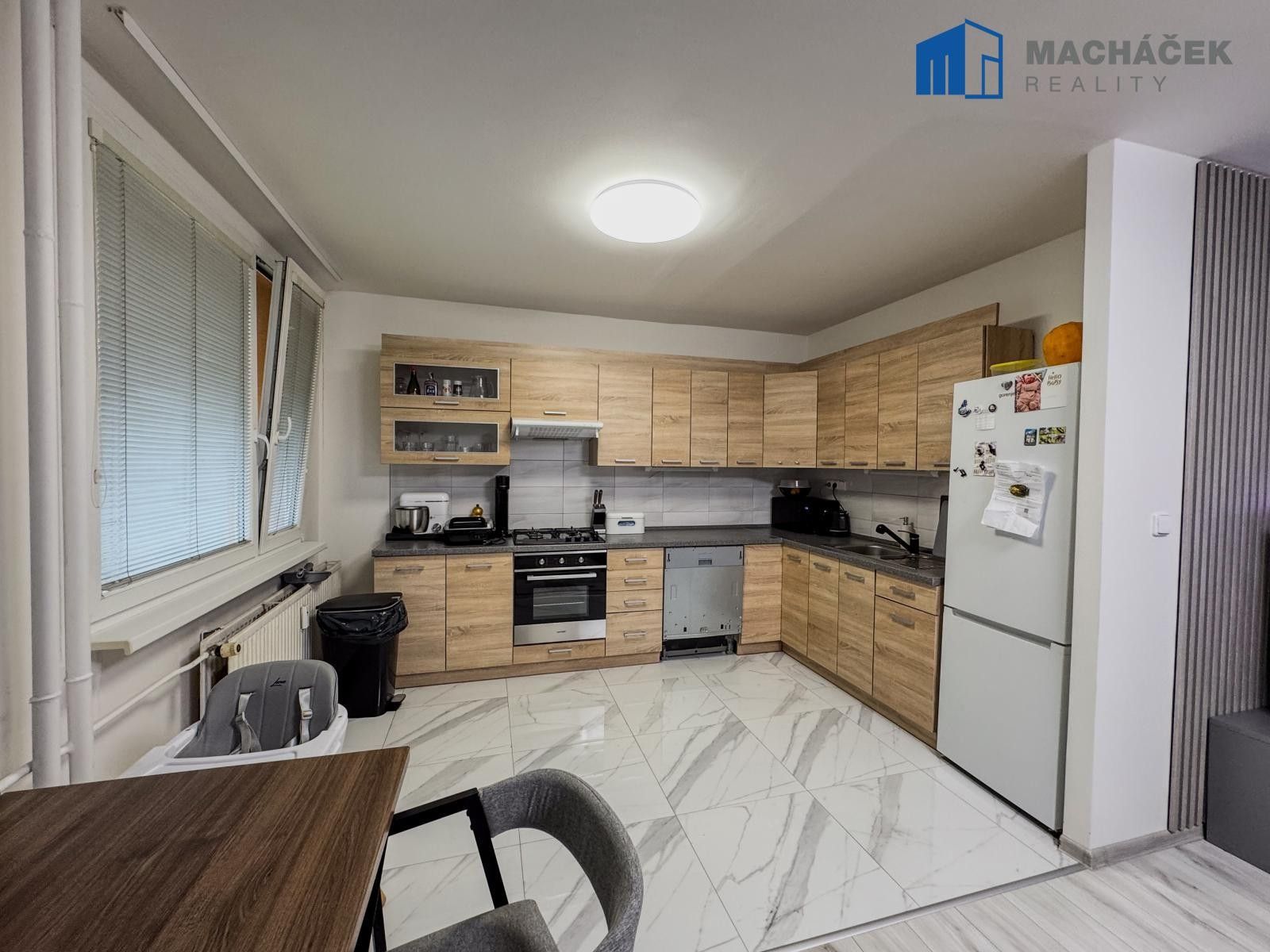 Prodej byt 3+1 - Růžová, Most, 75 m²