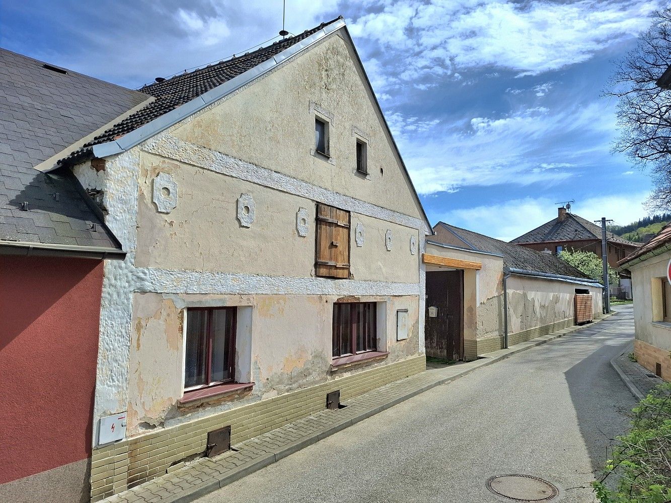 Rodinné domy, Lhenice, okres Prachatice, Jihočeský kraj, 283 m² - 1