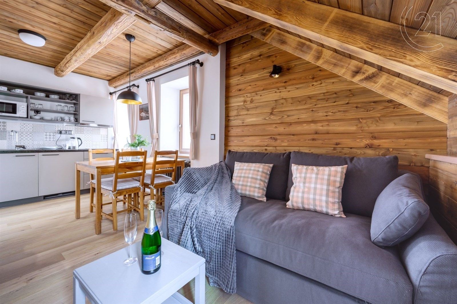 Pronájem byt 2+kk - Bedřichov, 32 m²