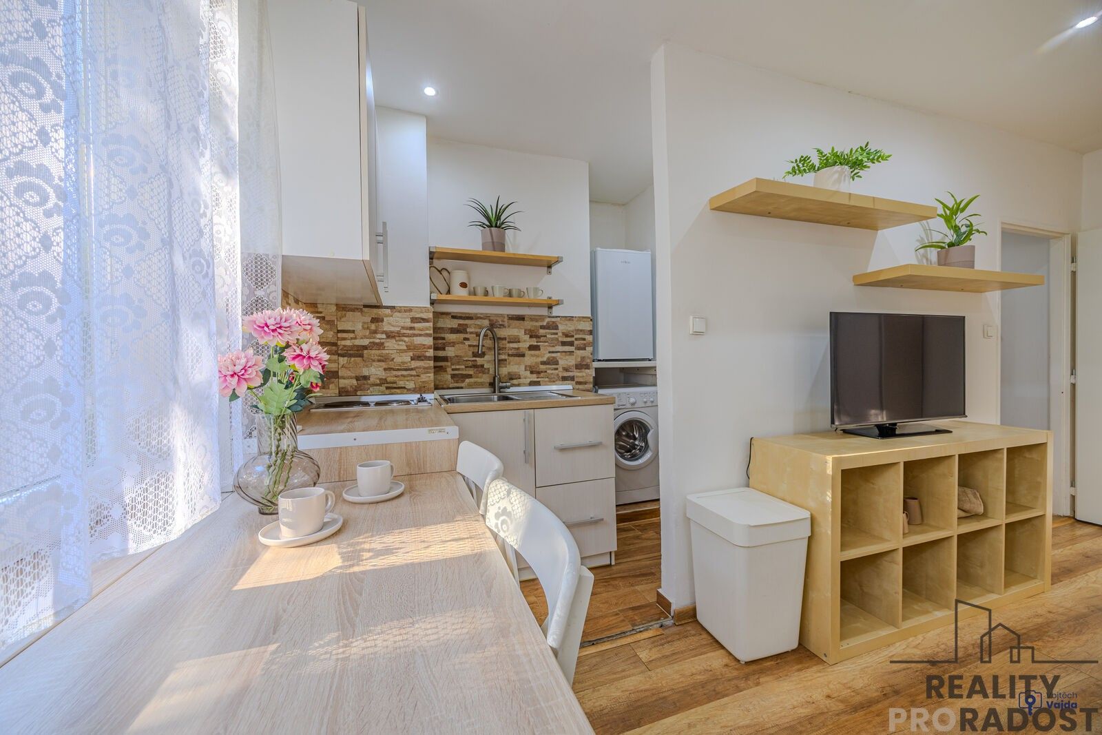 Pronájem byt 1+kk - Bajkalská, Ostrava Poruba, 25 m² - 5