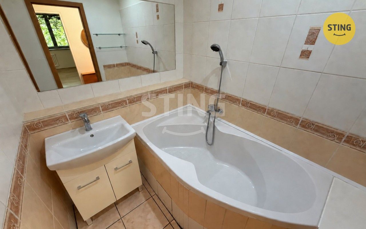 Pronájem byt 3+1 - Lechowiczova, Ostrava, 78 m² - 2