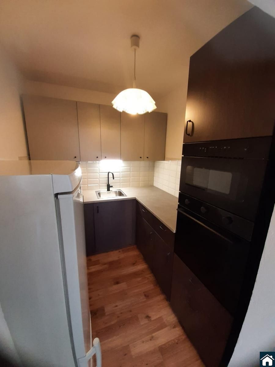 2+kk, Ciolkovského, Praha, 42 m² - 1