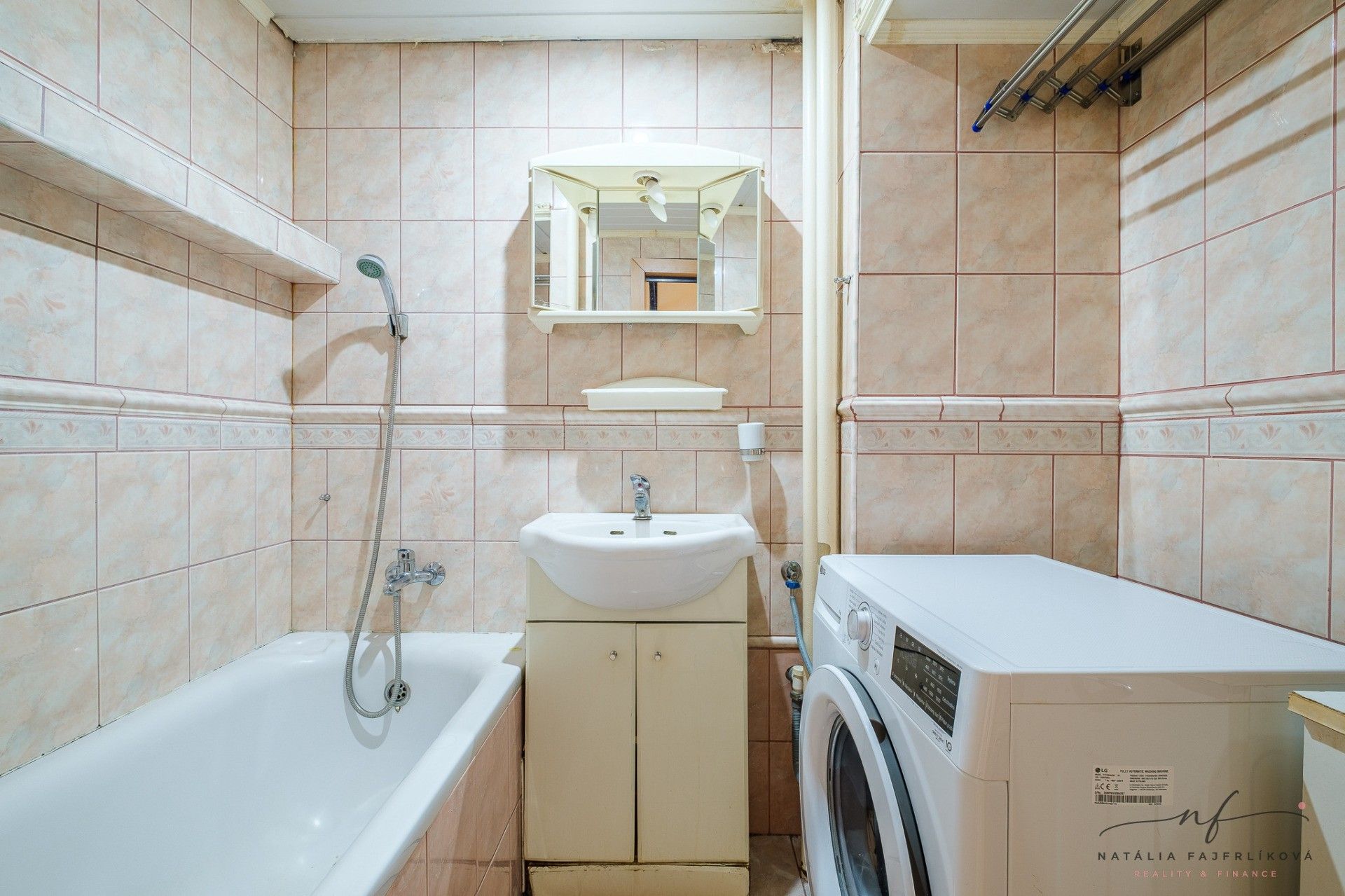 2+1, Karla Čapka, Habartov, 52 m² - 2