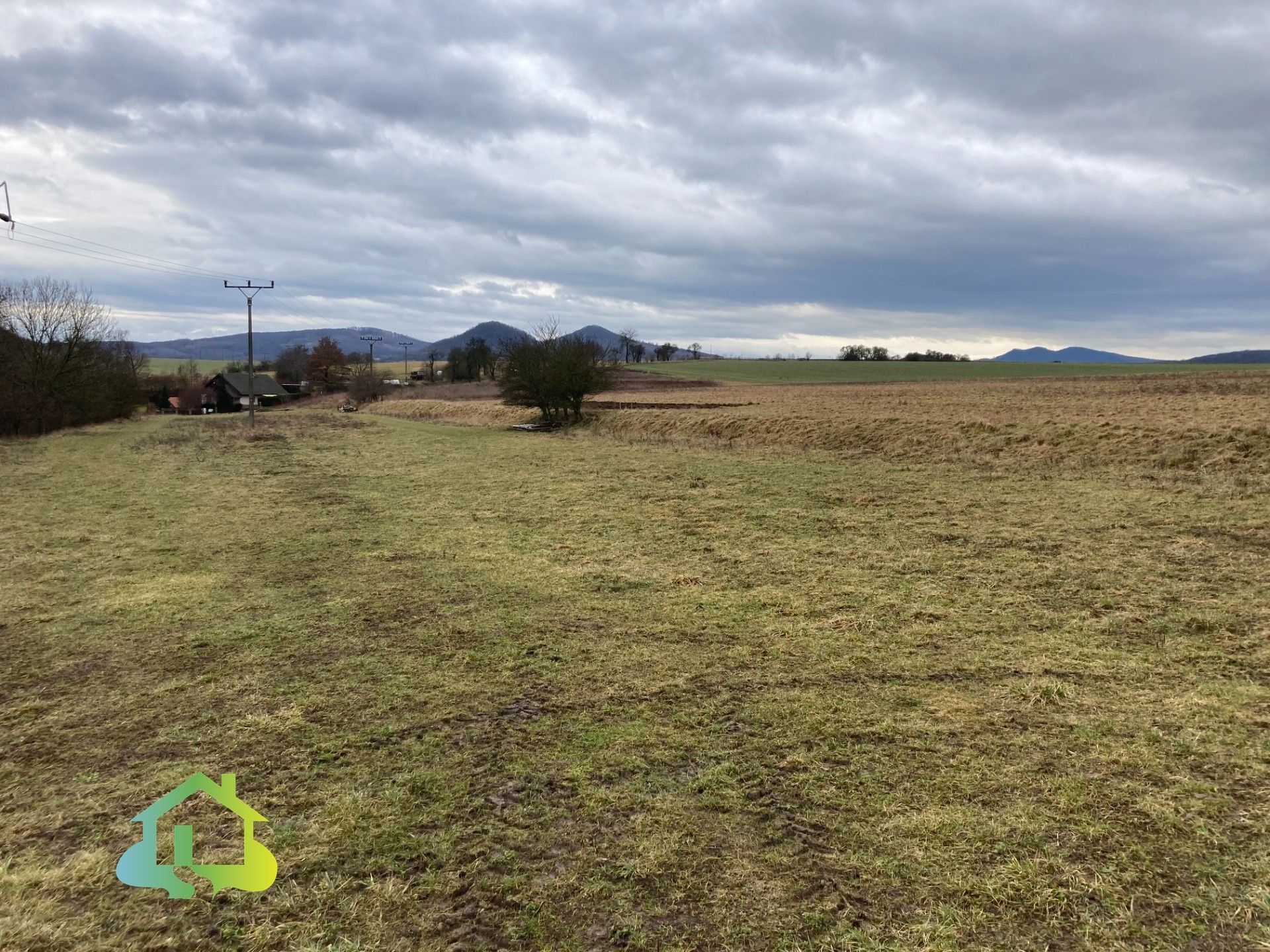 Prodej pozemek pro bydlení - Oparno, Velemín, 2 226 m²