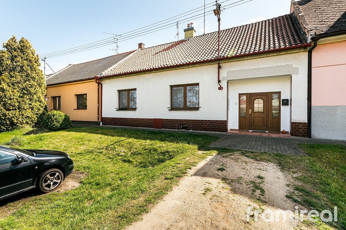 Rodinné domy, Žabčice, 664 63