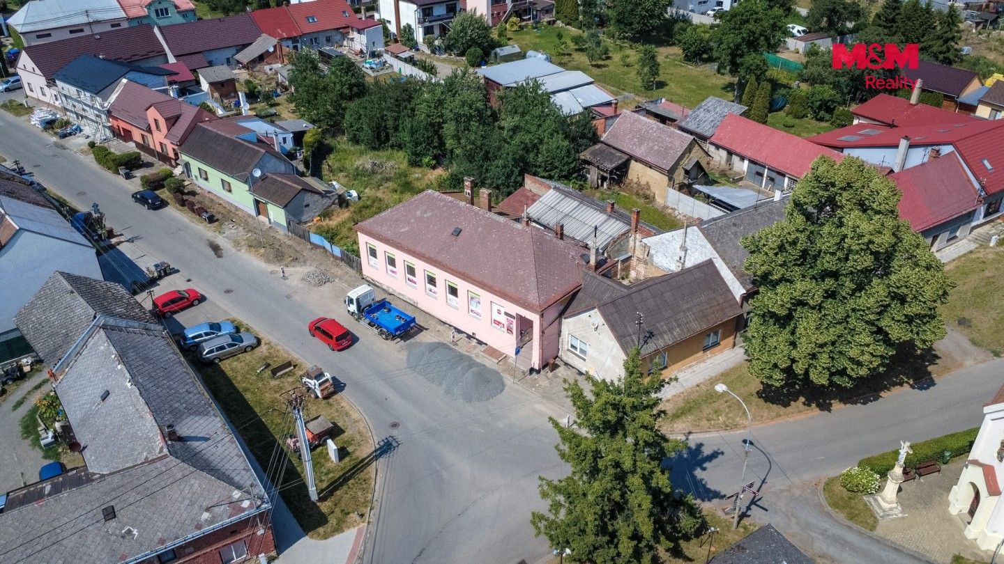 Obchodní prostory, 220 m²