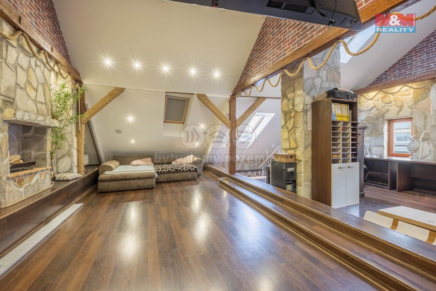 Prodej rodinný dům - Jungmannova, Unhošť, 280 m²