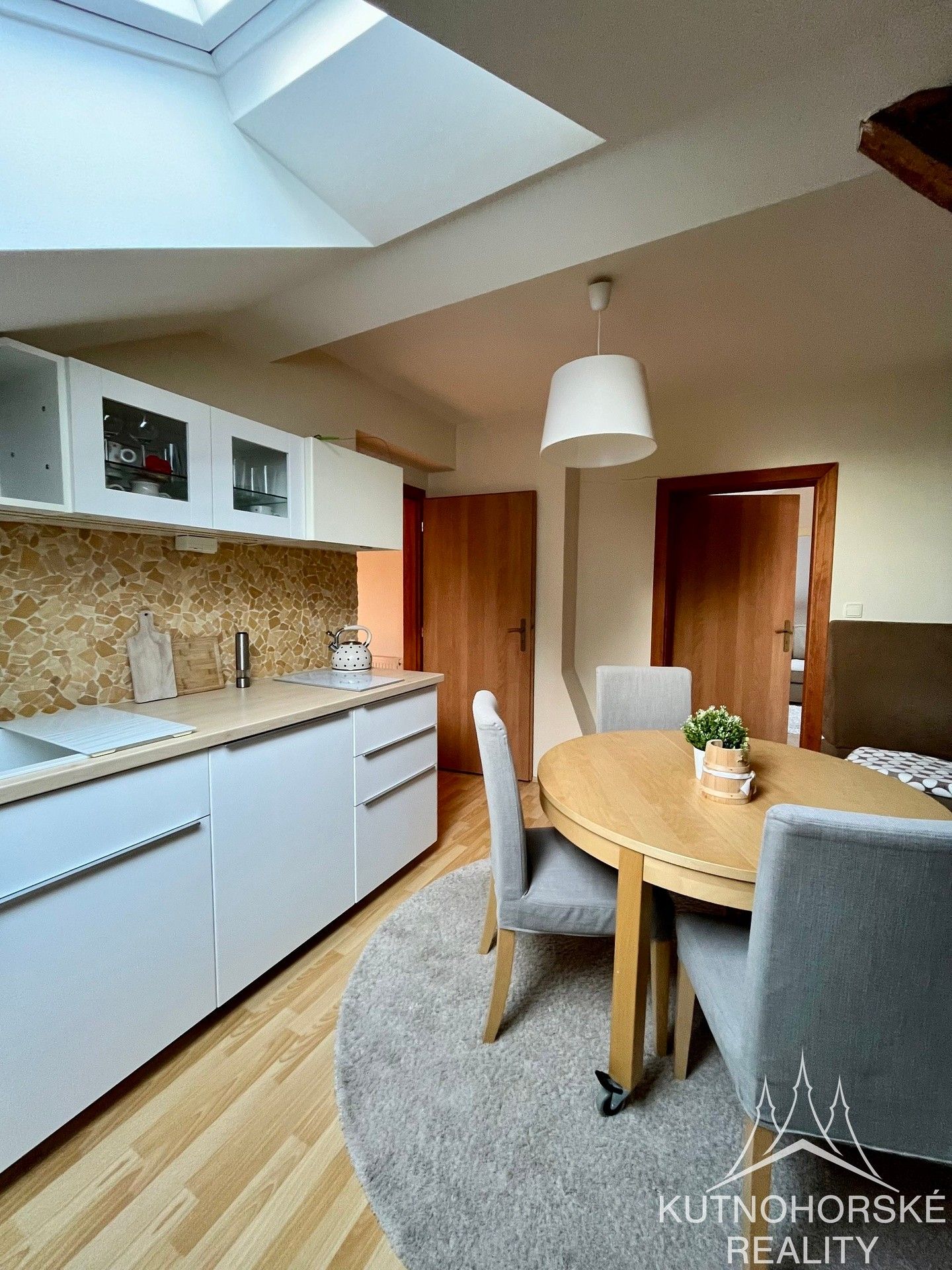 Pronájem byt 2+kk - Husova, Kutná Hora, 53 m²