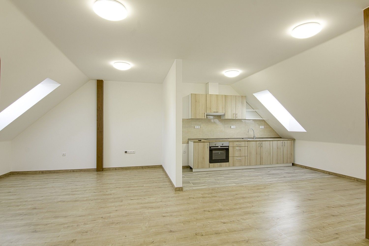 Byt 3+kk · 91 m² · Vratěnín, okres Znojmo, Jihomoravský kraj - 4