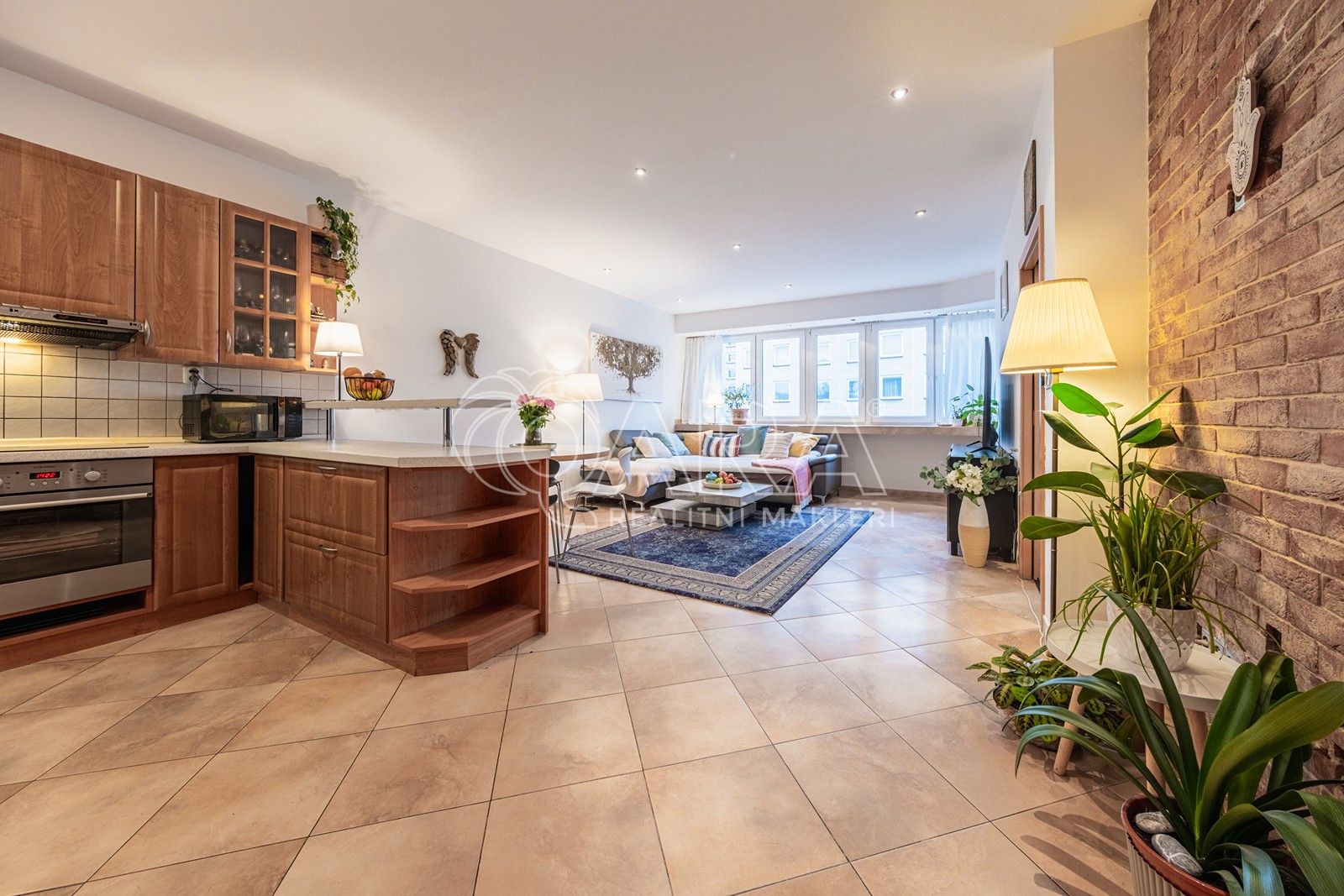 3+kk, Na Plískavě, Praha, 106 m²