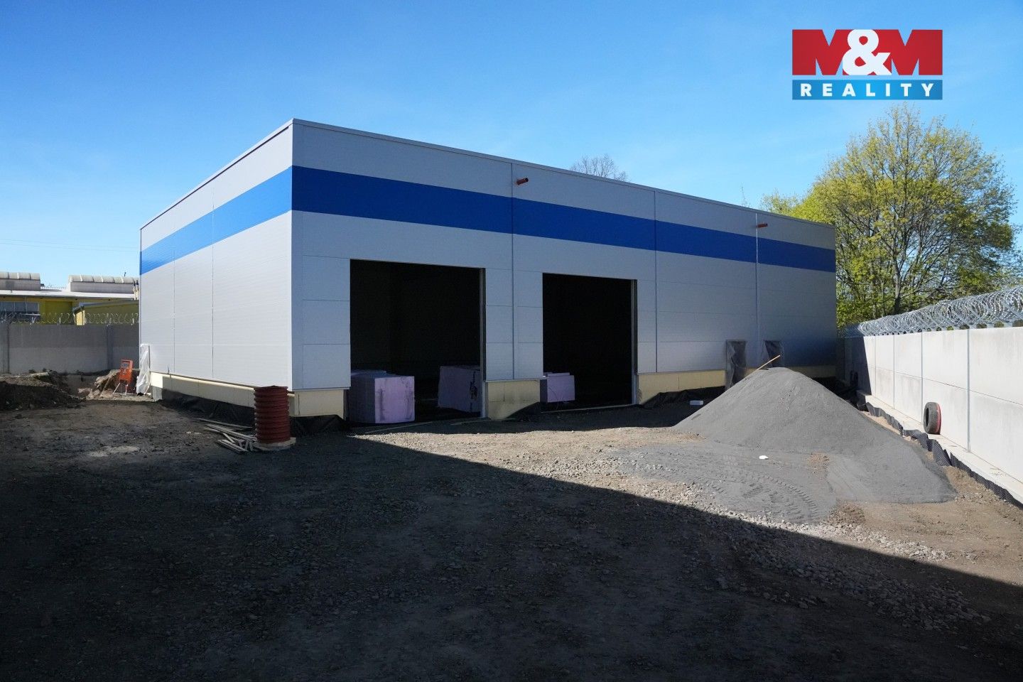 Sklad · 2 100 m² · Mostecká, Dalovice - 3