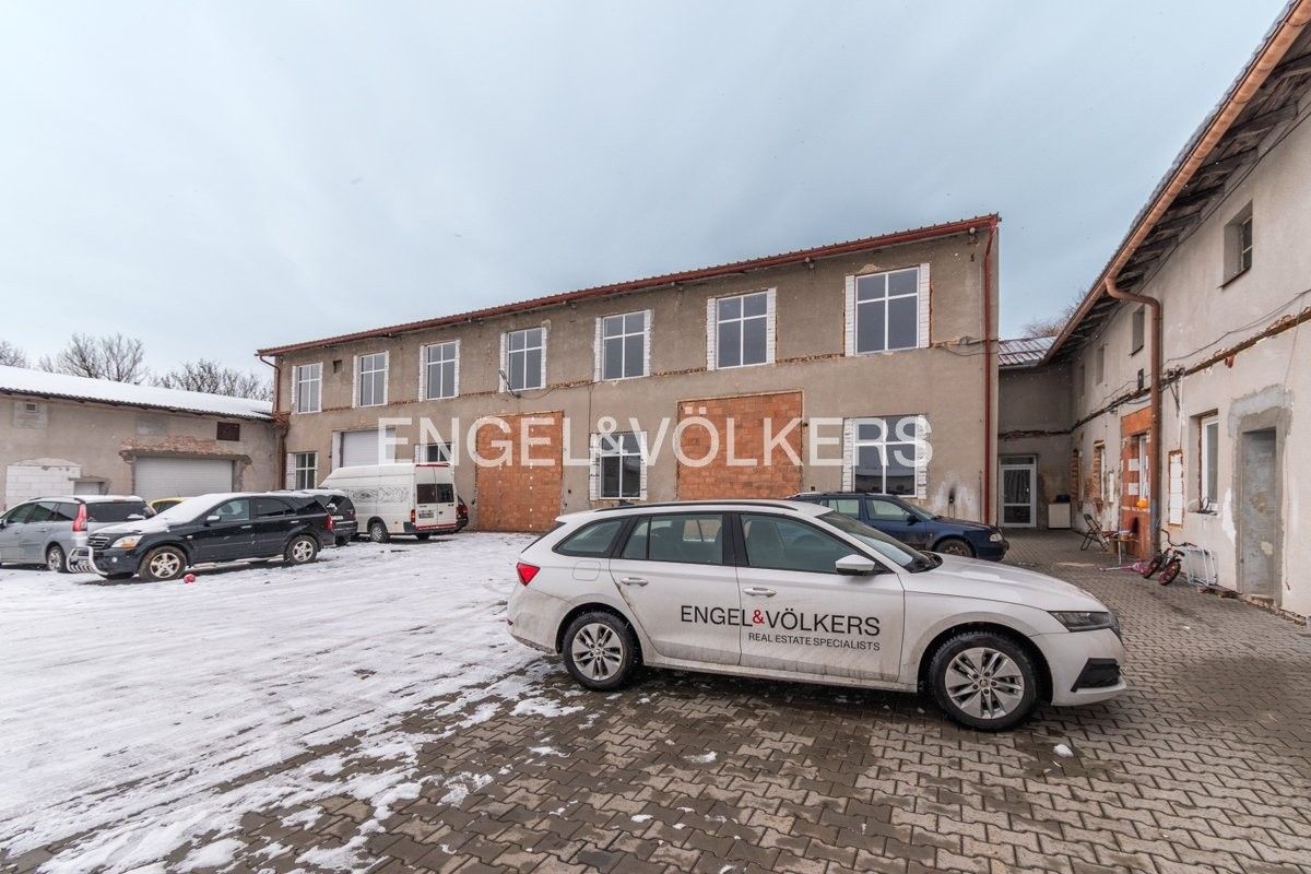 Sklady, Poděbradova 134, Jičín, 500 m²