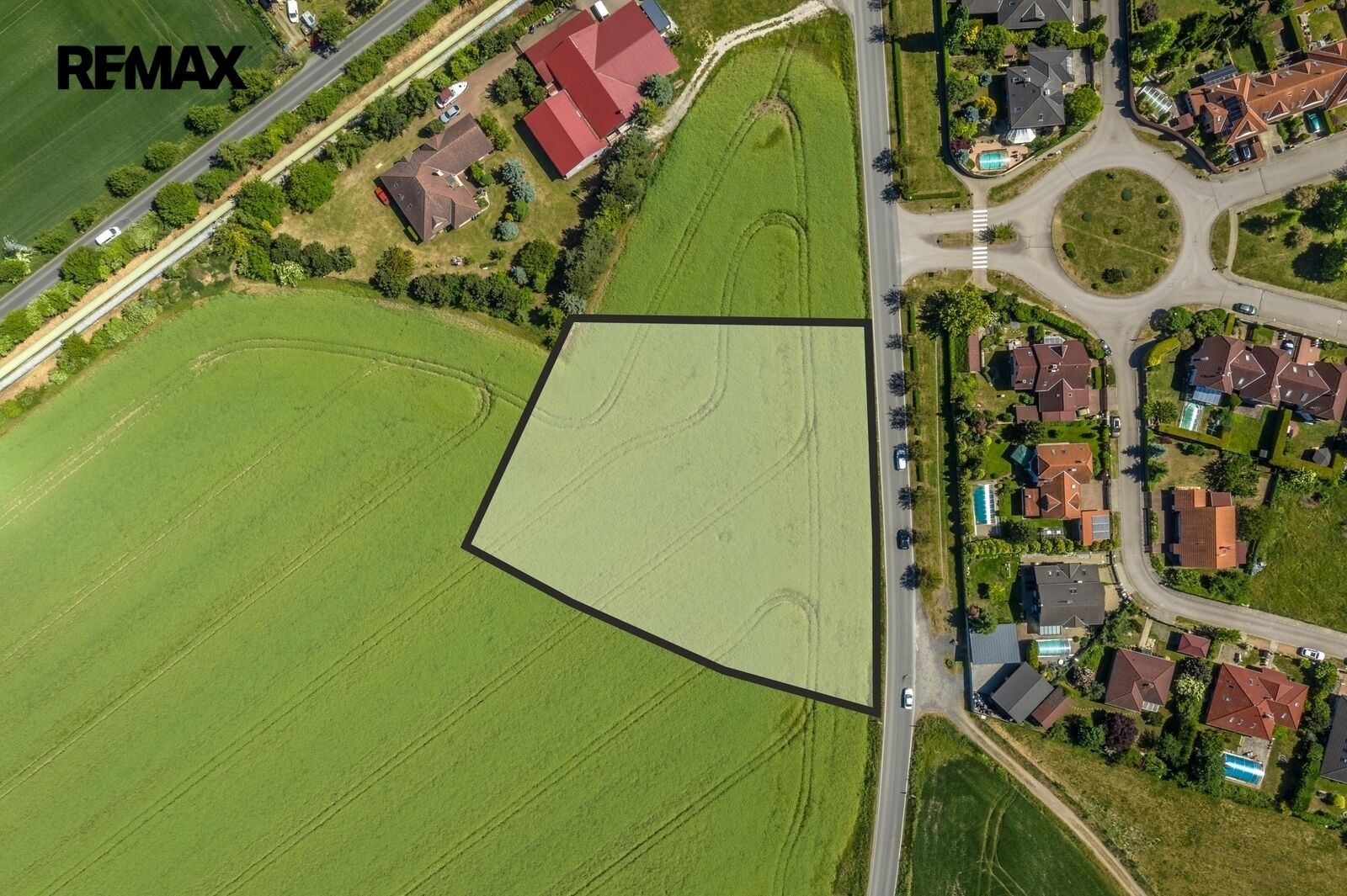 Komerční pozemky, Hovorčovice, 5 254 m² - 2