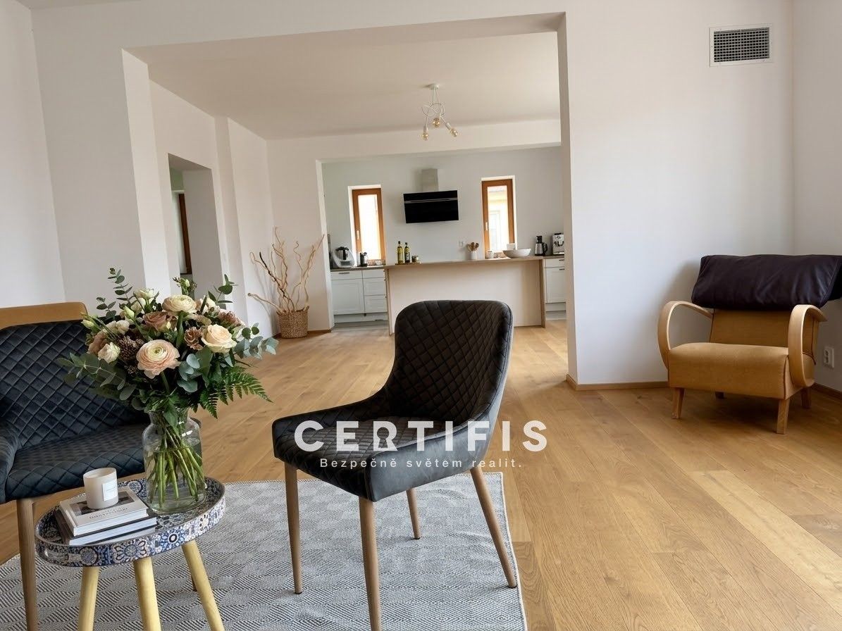 Rodinný dům · 278 m² · Rozvojová, Český Těšín - 3