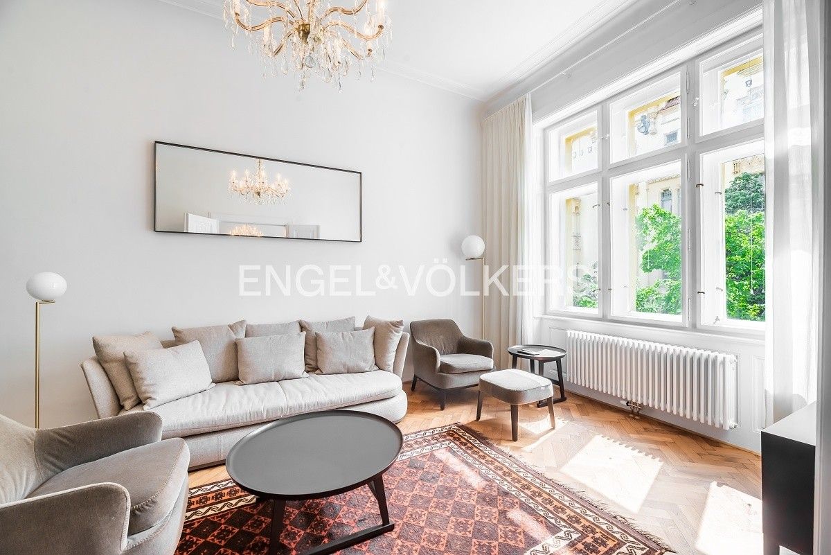 Pronájem byt 4+kk - Pařížská, Praha, 120 m²