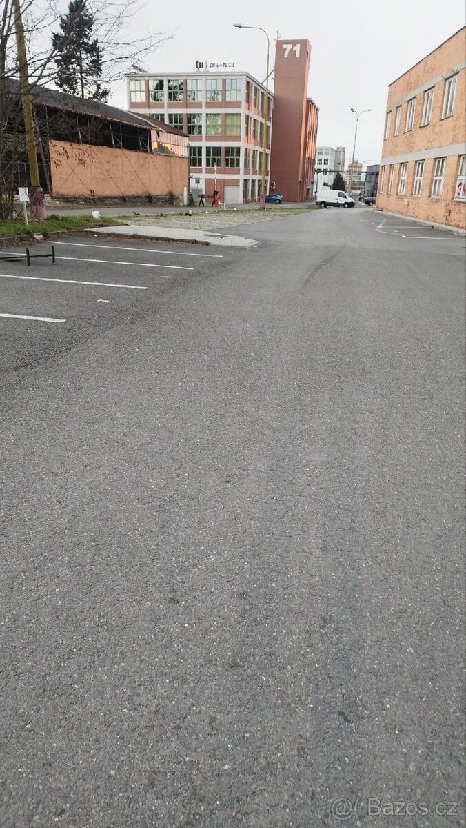 Pronájem garáž - Zlín, 763 02