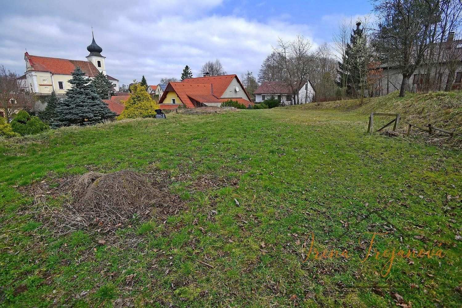 Pozemek pro bydlení, 1 040 m²