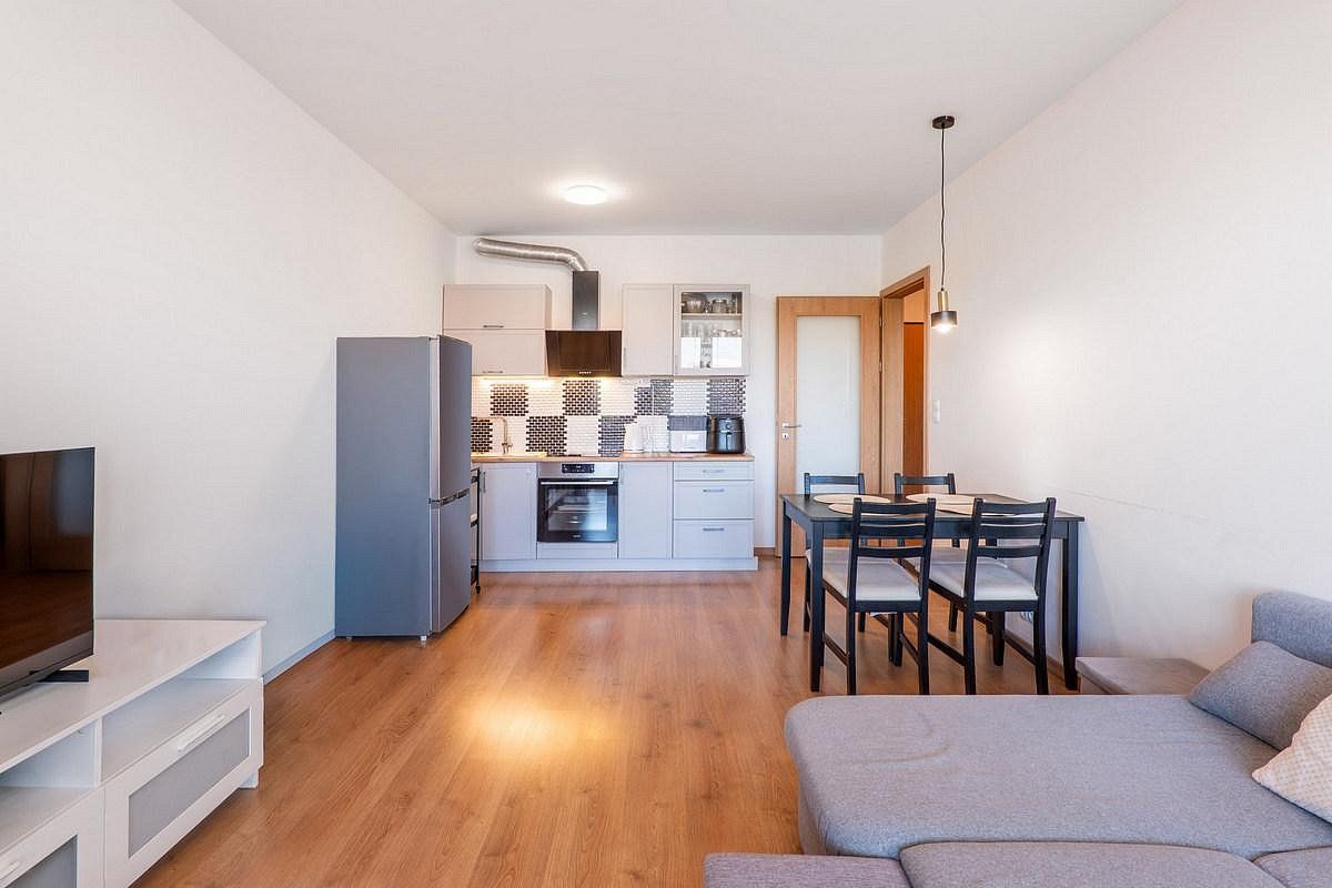 Byt 2+kk · 49 m² · Praha - Hloubětín, okres Praha 14, Hlavní město Praha - 4