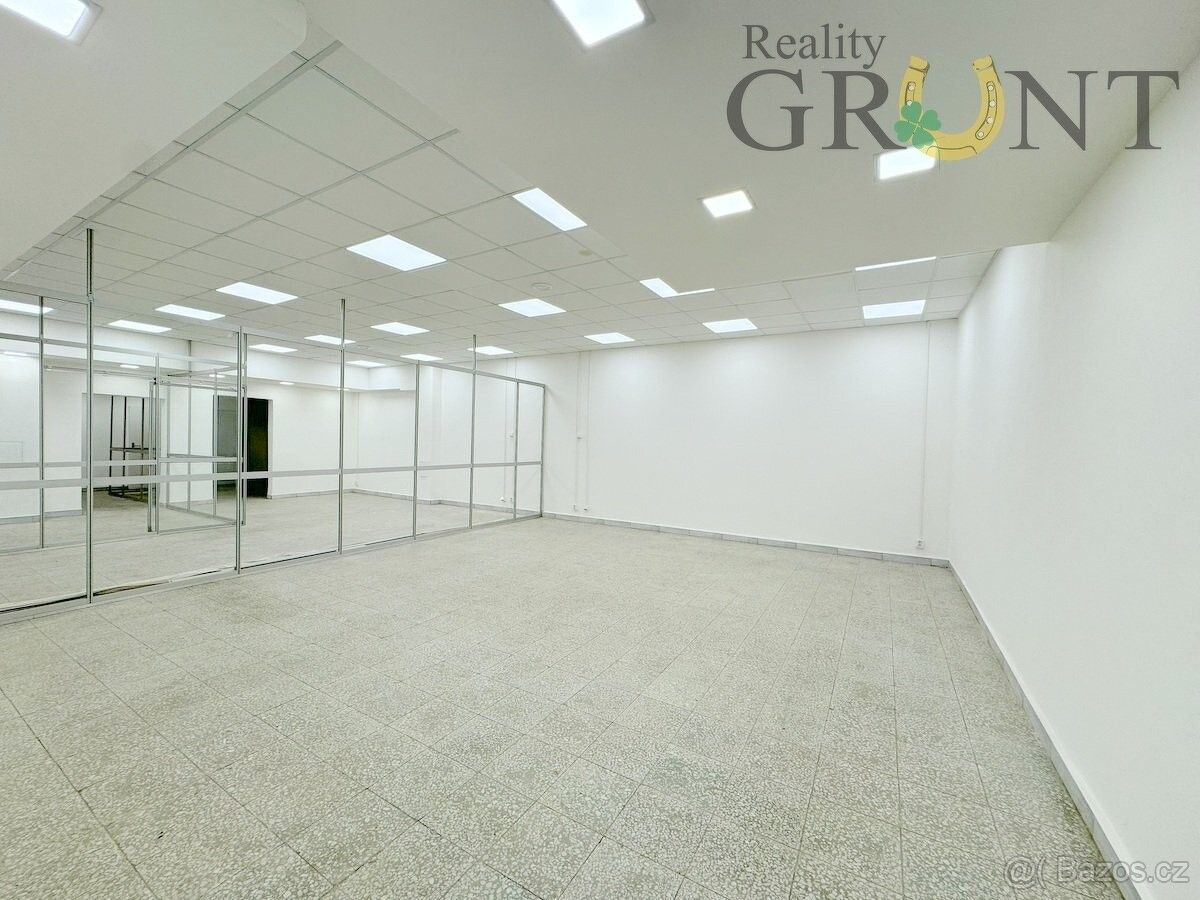 Kanceláře, Karviná, 734 01, 52 m²