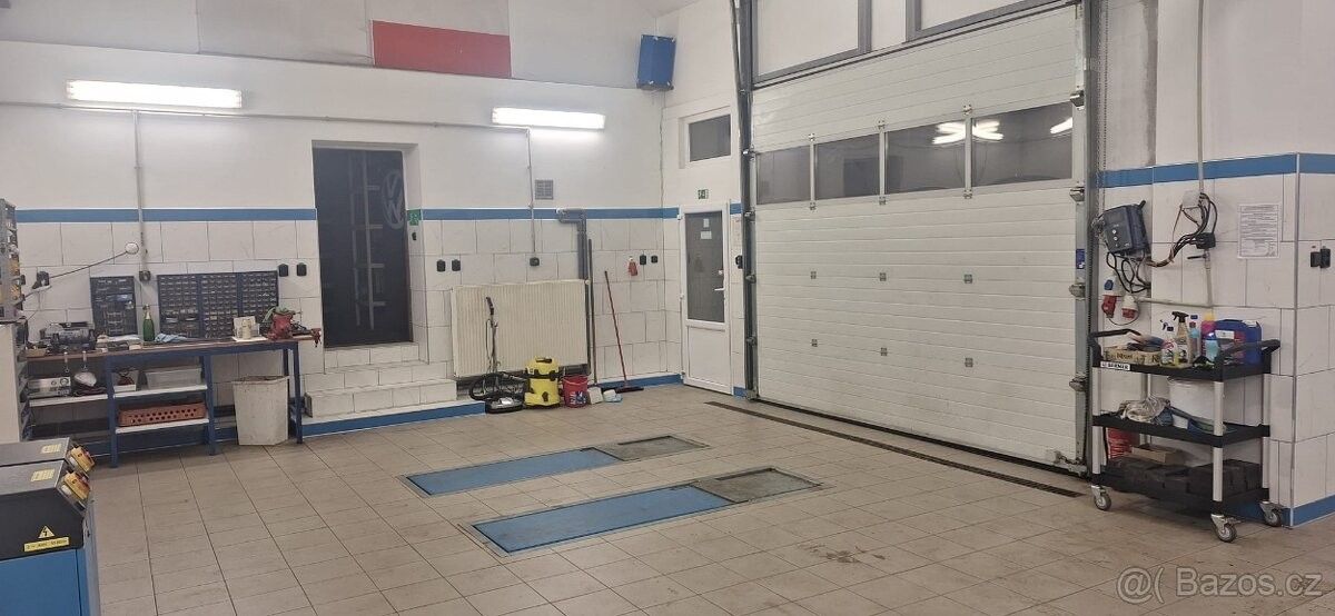 Pronájem obchodní prostory - Český Brod, 282 01