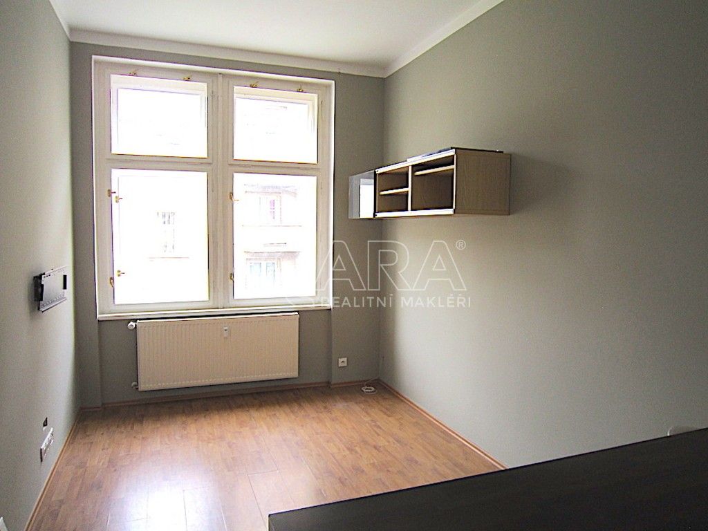 Prodej byt 2+kk - Dělnická, Praha, 54 m²
