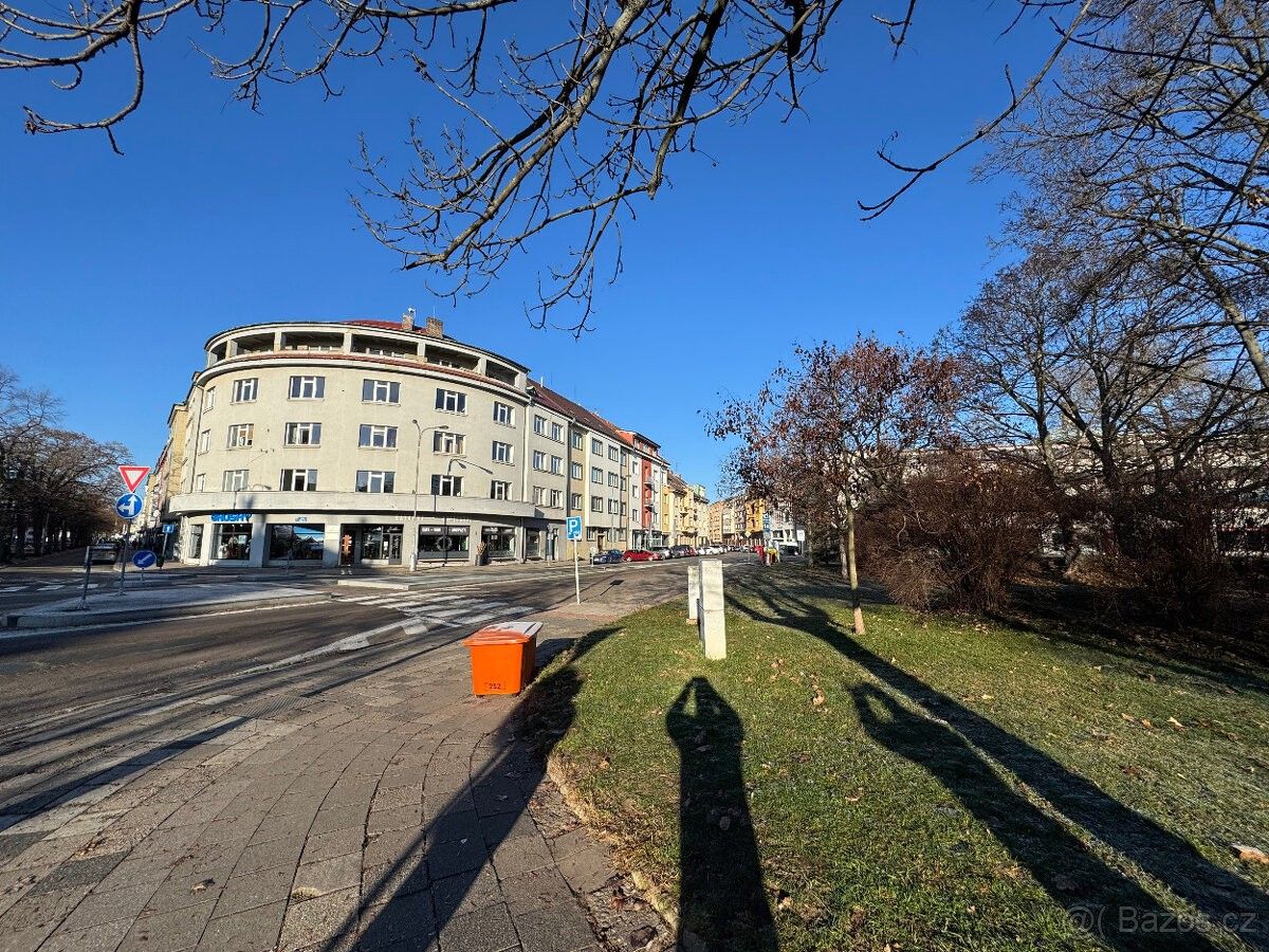Kanceláře, Hradec Králové, 500 02
