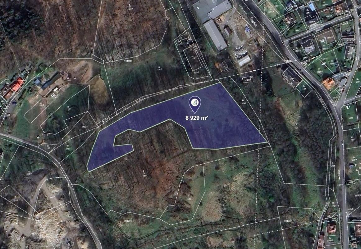 Louka, 7 441 m²