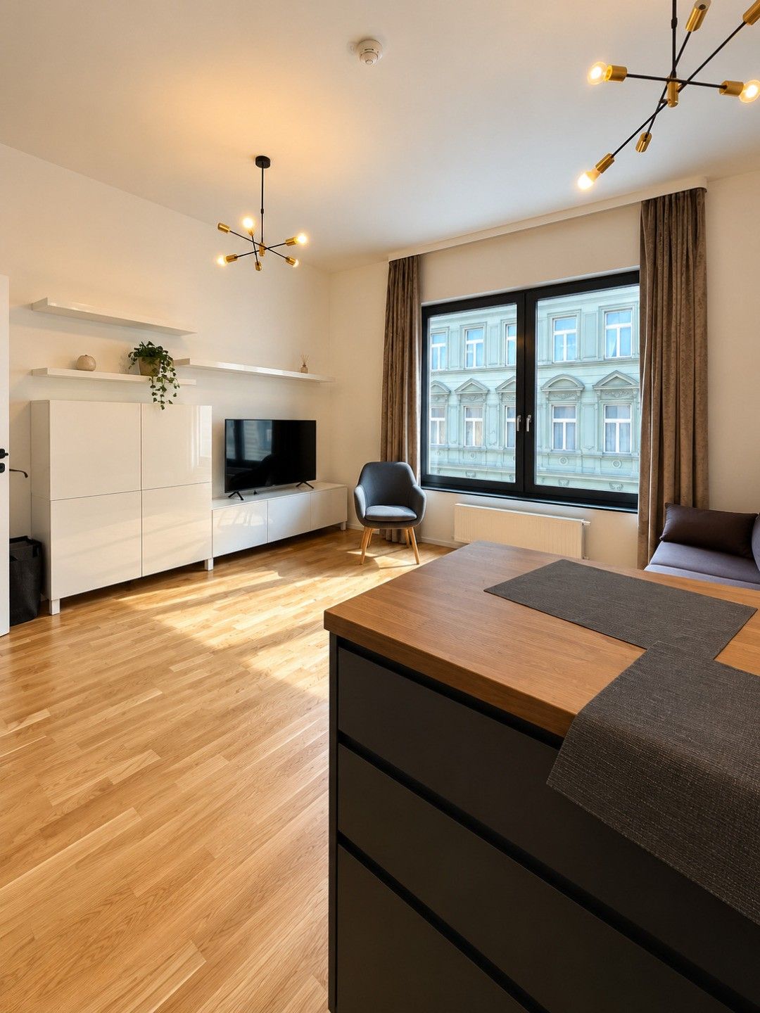 Byt 1+kk · 30 m² · Grafická, Praha - 3