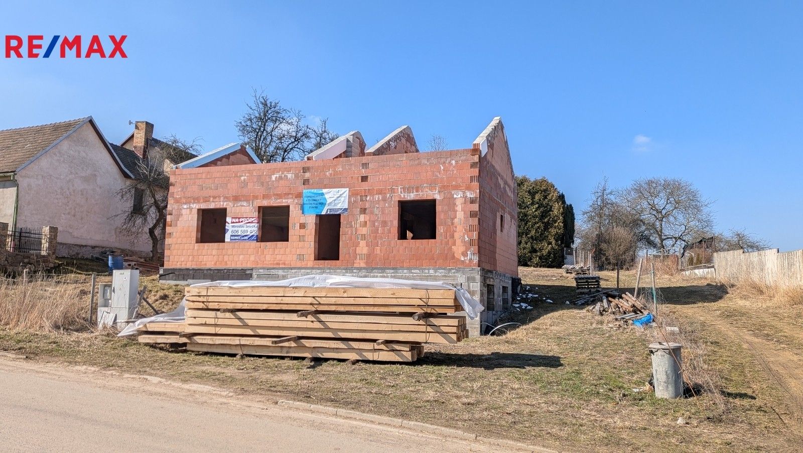 Rodinné domy, Lukavec, 195 m²